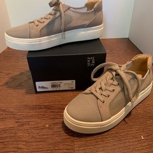 Naturalizer Tanner Mesh Sneakers with Box